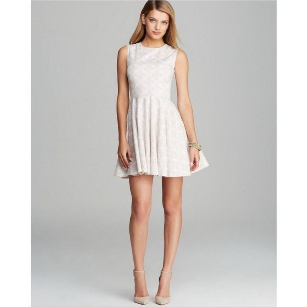 Diane Von Furstenberg Dresses Diane Von Furstenberg Dress Jeannie Henna Size 10
